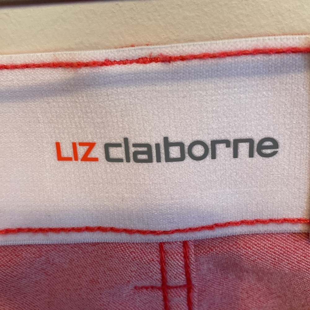 NWT Liz Claiborne Mid-Rise Soft Cotton Stretch Shorts Sz 12. - Picture 3 of 9